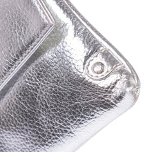 Load image into Gallery viewer, Depeche | Metallic Clutch