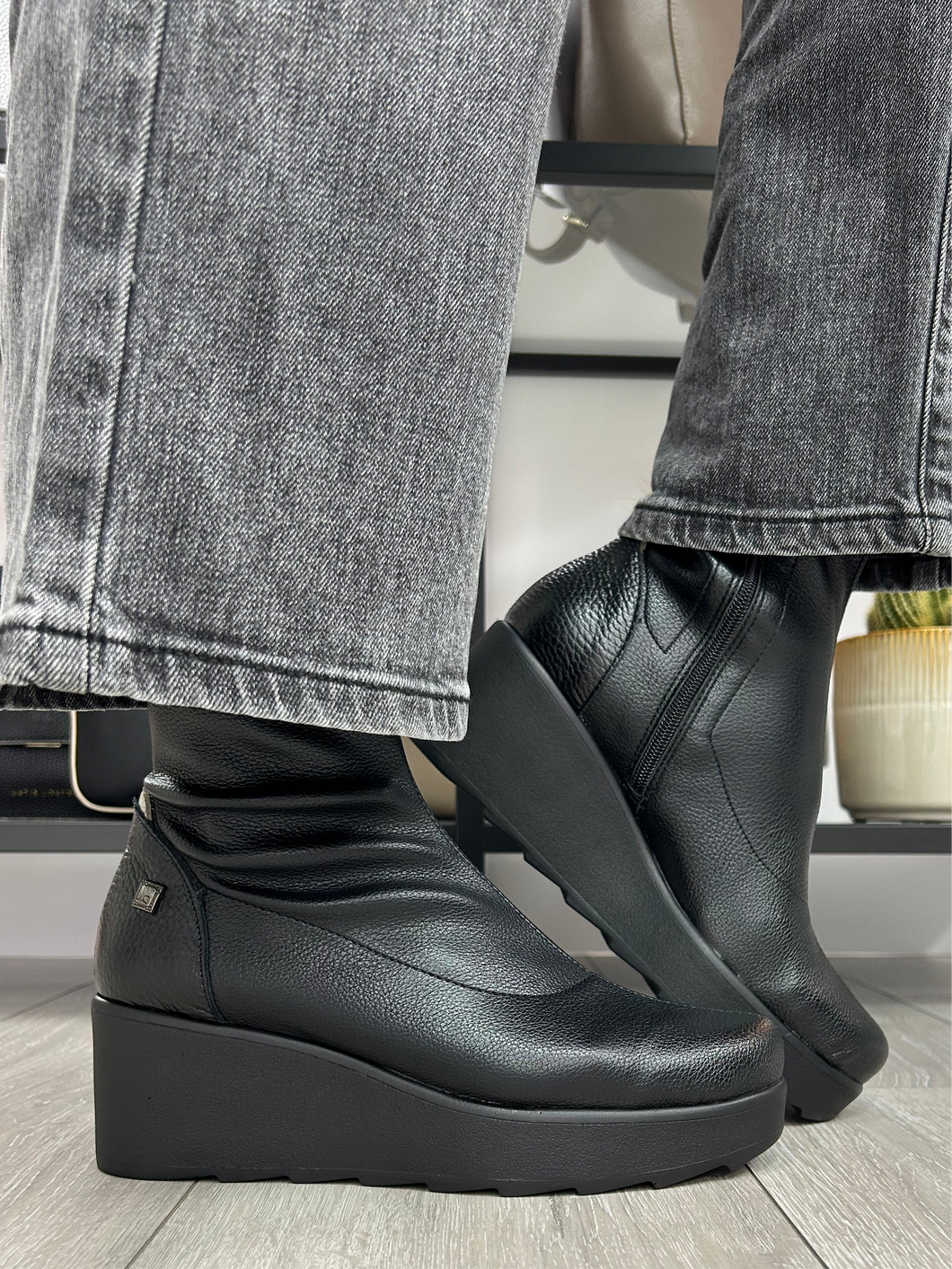 Jose Saenz | Simple Wedge Boot