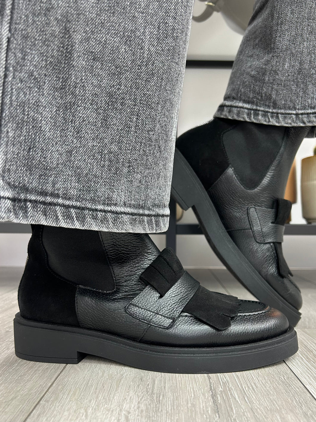 Hispanitas | Brooklyn | Fringe Chelsea Boot