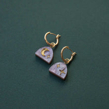 Load image into Gallery viewer, Mini Moon Rising Arc Hoops | Lilac Marble &amp; Gold