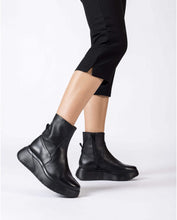 Load image into Gallery viewer, Wonders | Sofia Ankle Boot