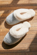 Load image into Gallery viewer, Emu Jolie Teddy Slipper